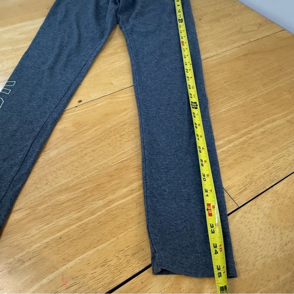 Victorias Secret Womens Gray Logo Yoga Athletic Leggings Size Medium - Picture 6 of 9
